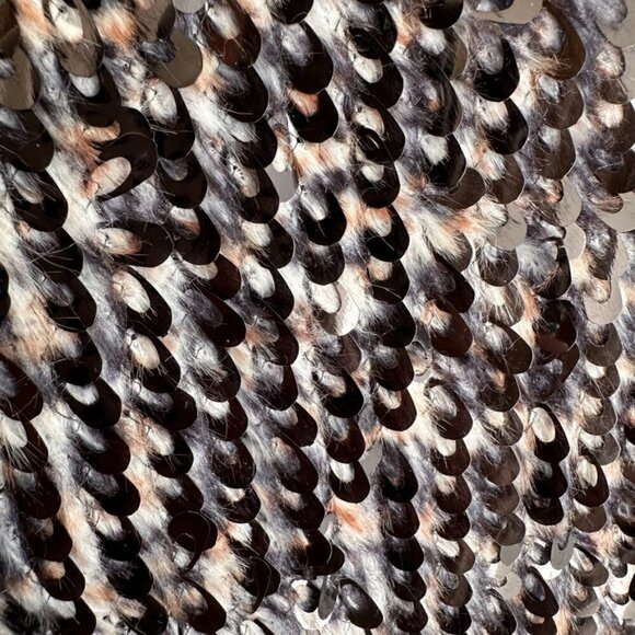 Search for Sanity Faux Fur Sequin Shell Top SZ L - Picture 10 of 15